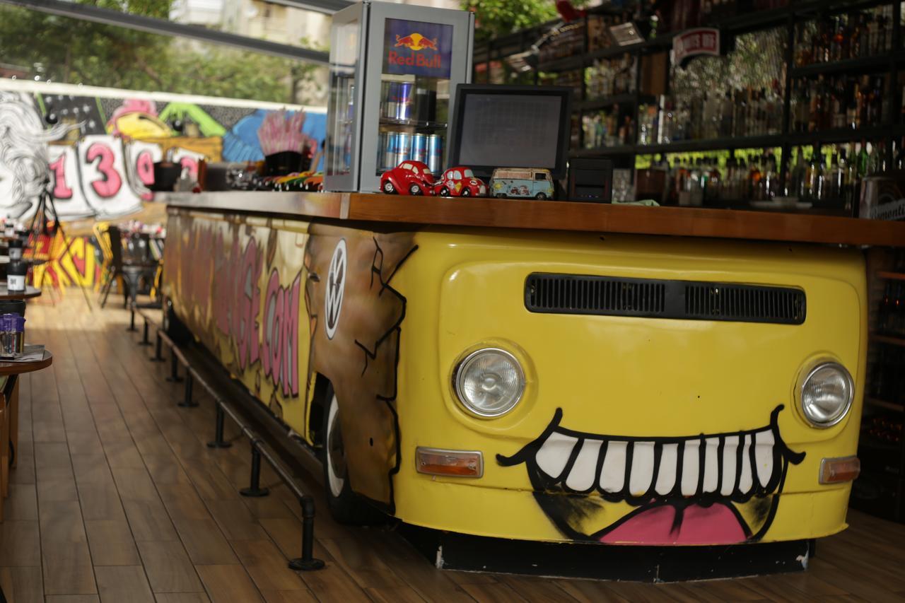 Voswos Garage Coffee Hotel Antalya Buitenkant foto